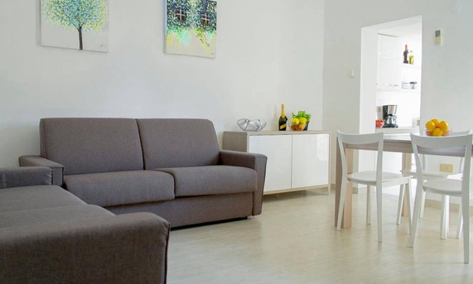Longa Apartment | bright apartment fully restored
