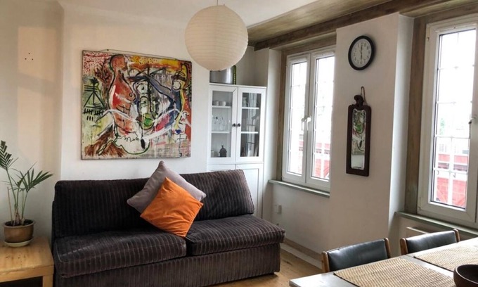 Kentish Town Apartment | Bright Apartment With Terrace Near Kentish Town