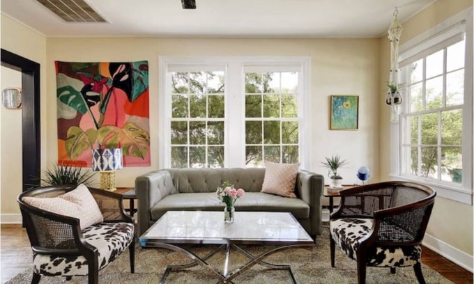 Dripping Springs House | Bright+Beautiful Historic Street of Dripping
