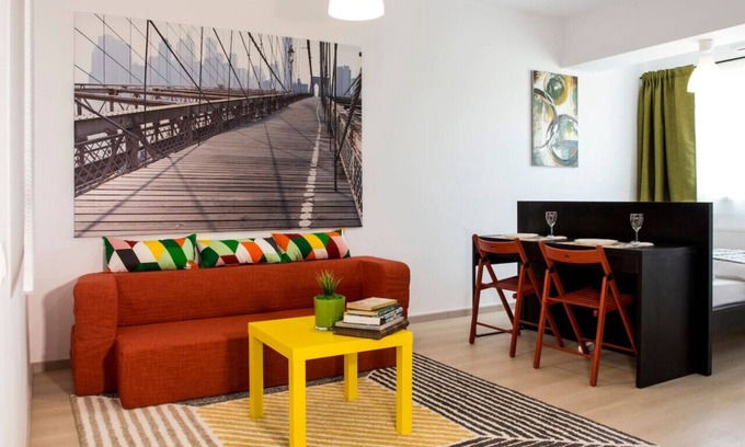 Sector 3 Apartment | Bright Comfy Flat with a beautiful view | steps away from metro & amenities |