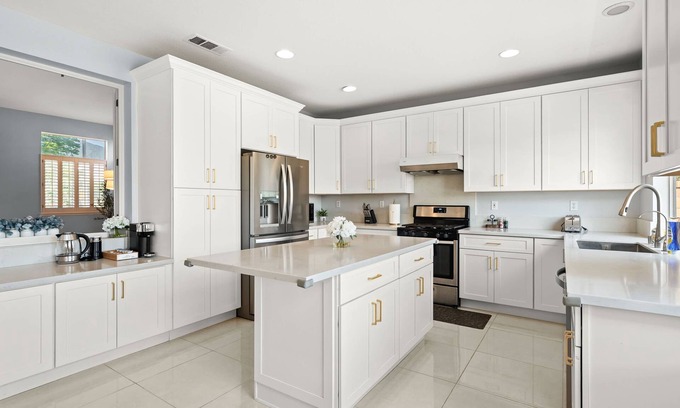 Rancho Cucamonga House | Bright Designer Home w Pool Near Everything