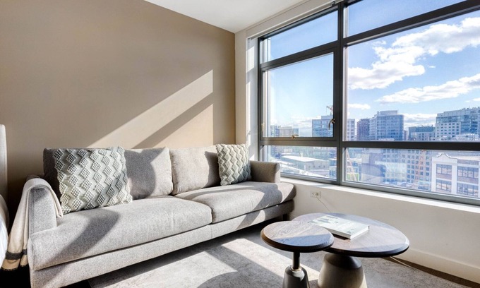 Fenway–Kenmore Apartment | Bright Fenway Studio w/W/D, Roof & Gym, nr Fenway Park, by Blueground