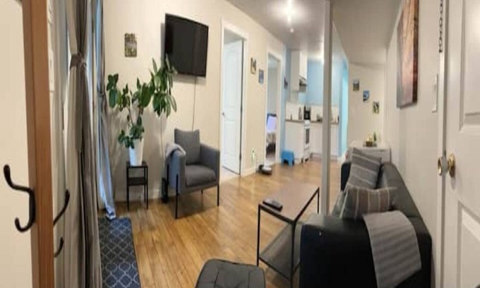 Clearwater House | Bright garden view 2 bedroom suite