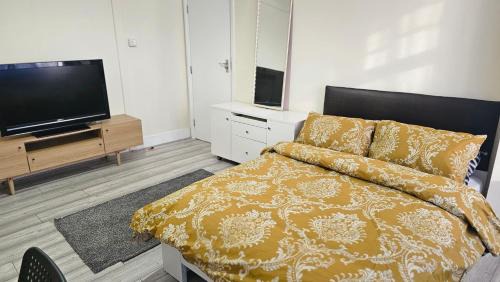 Hoe Street Hotel | Bright & Modern Double Rooms in Central East London