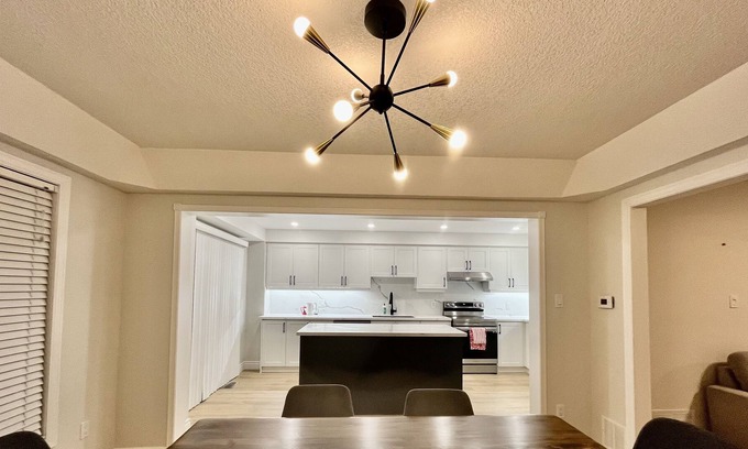 Bowmanville House | Bright Modern Retreat - Private Yard, Dedicated Workspace