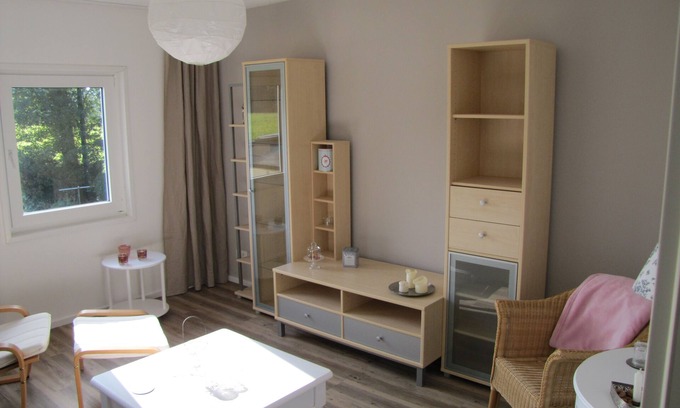 Varrel Apartment | Bright, modern wellness apartment