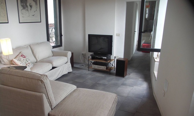 Sorano Apartment | Bright penthouse in the village of Sorano with terrace and valley view, Terme just 4 km away