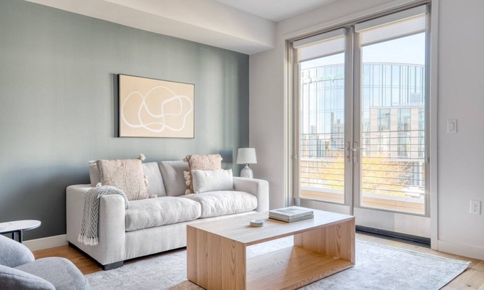 Hillsdale Apartment | Bright San Mateo 2BR w/Gym, Pool & W/D, nr Town Sq mall, by Blueground