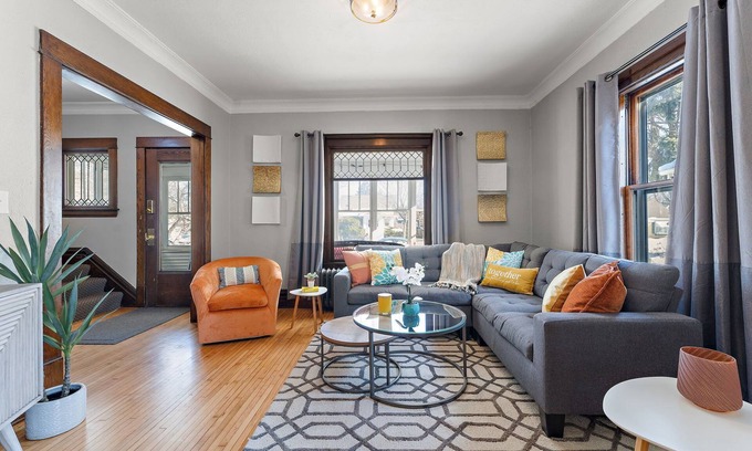 Minneapolis House | Bright, Spacious & Inviting Como Oasis ~ Backyard!