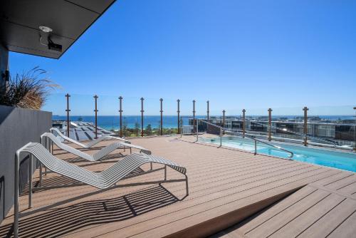 North Fremantle Apartment | Bright Studio in Trendy North Fremantle