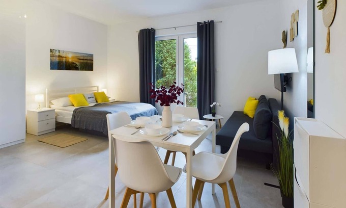 Wlochy Apartment | Bright Studios | Garden | Near Airport | Warsaw