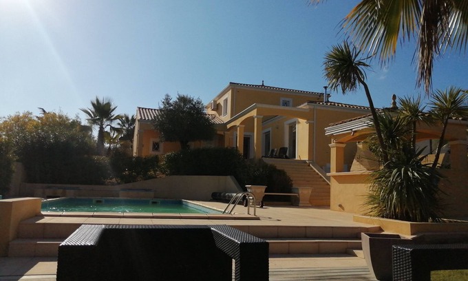 Valros Villa | Bright villa - Private pool - Near Pézenas