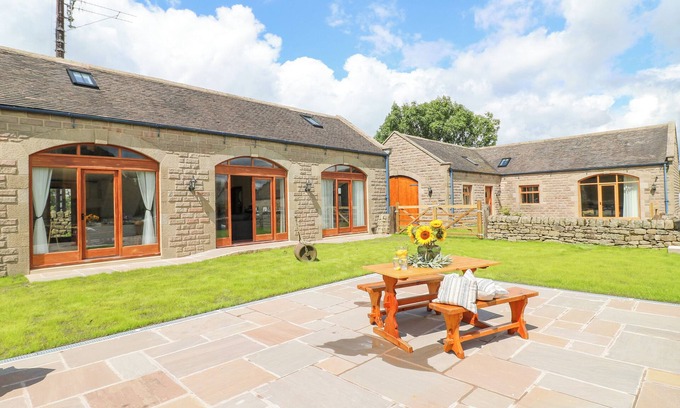 Birchover Cottage | BRIGHTSIDE, family friendly, character holiday cottage in Birchover
