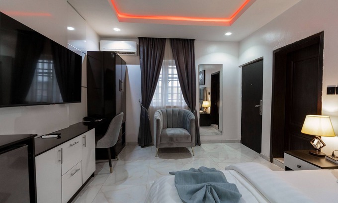 Ojodu Hotel | BRIMUYO HOTEL