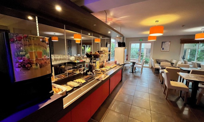 Montauban Hotel | Brit Hotel Confort Montauban