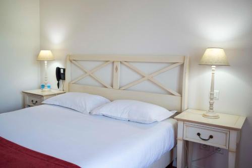 Nogent-le-Rotrou Hotel | Brit Hotel Du Perche