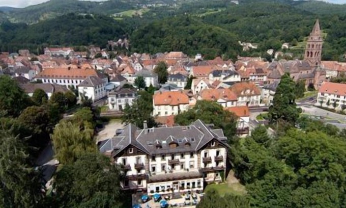 Munster Hotel | Brit Hotel Grand Hotel Munster