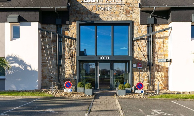 Plougastel-Daoulas Hotel | Brit Hotel Iroise