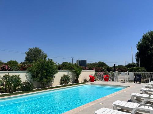 Salon-de-Provence Hotel | Brit Hotel Salon de Provence