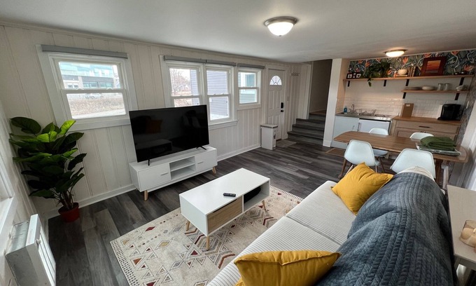 Warfleigh House | Broad Ripple Cottage-Cozy Riverfront 2 Bedroom - Minutes on foot to main strip!