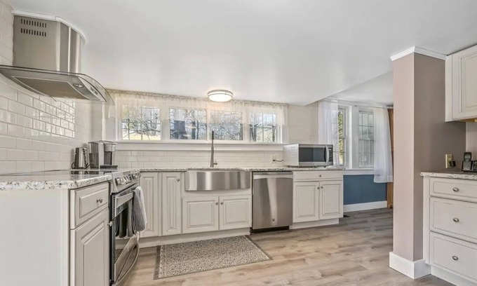 West Oneonta Other | Brockway's 5 bed 4 bath Homestead Minutes From All-Star Village