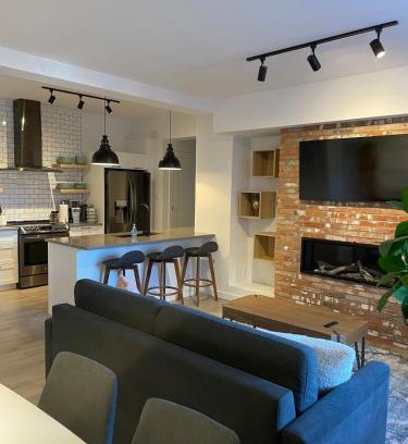 Bromont Apartment | Bromont Lodge 871 Shefford suite 205