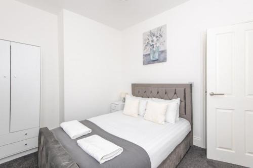 Murton Apartment | Brooklyn Flat- Upstairs Flat