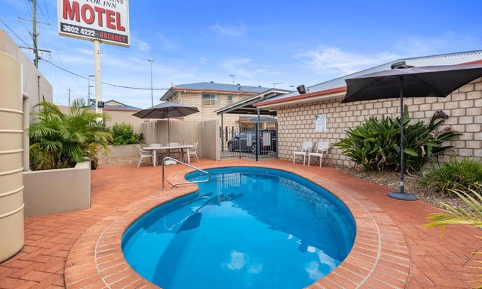 Hillcrest Hotel | Browns Plains Motor Inn