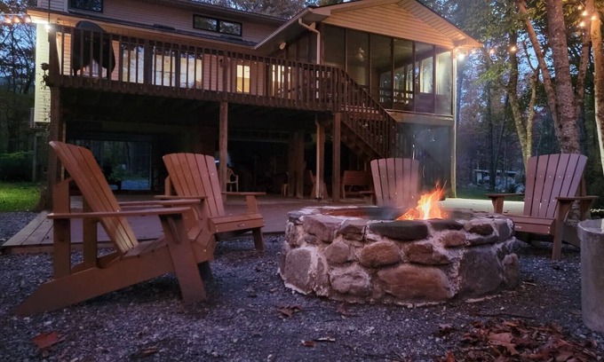 Eagle Rock House | Bruce's bend on Craig Creek-waterfront with mountain views