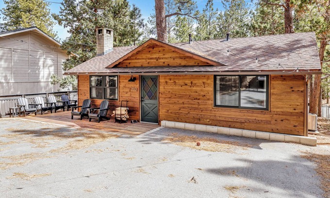 Big Bear Cabin | Bruin Chalet #2464