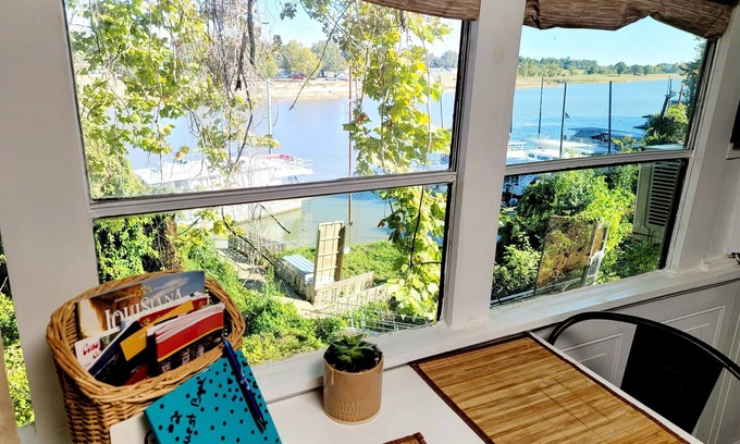 West Monroe House | Bruiser-Riverfront Bus! Near I-20/ Unique +Pets OK