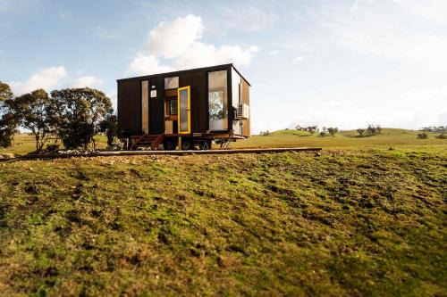 South Gundagai House | Brungle Creek Escape 1 by Tiny Away