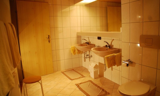 Pettneu am Arlberg Apartment | Brunnenhof