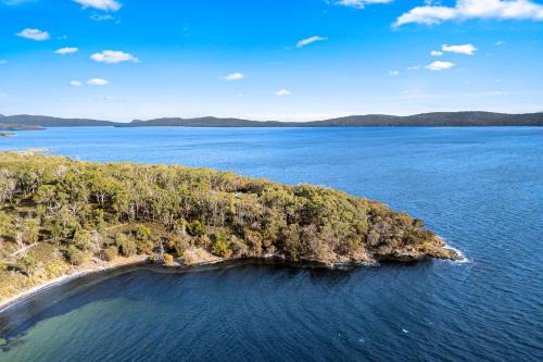 South Bruny House | Bruny Bay House