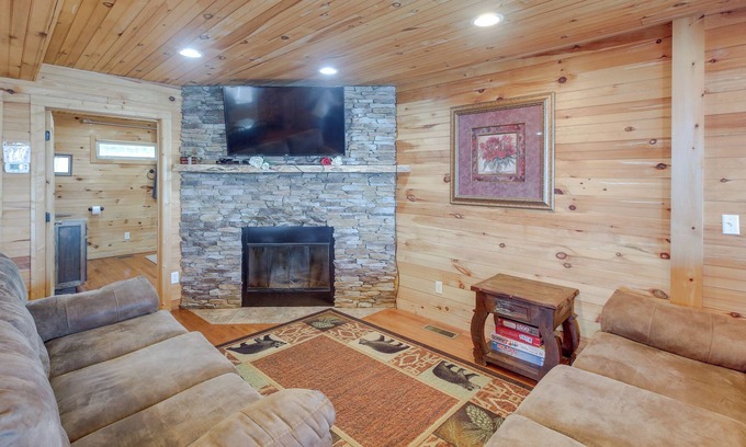 Bryant Cabin | Bryant Vacation Rental w/ Balcony & Scenic Views!