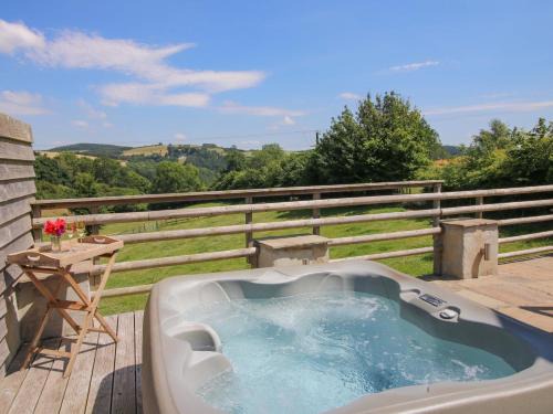 Hopton Castle House | Brynlikky Cottage