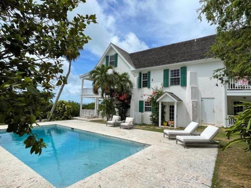 Governor's Harbour Apartment | Buccaneer Hill Main House home