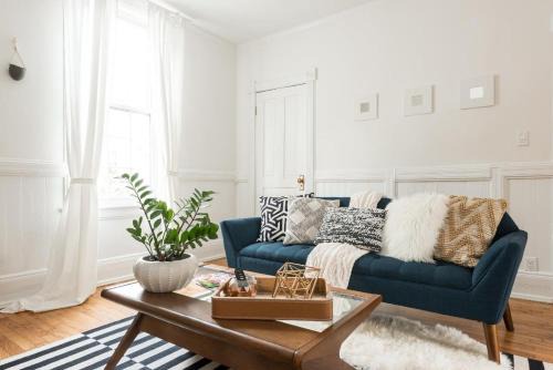 East Side Apartment | Buchanan