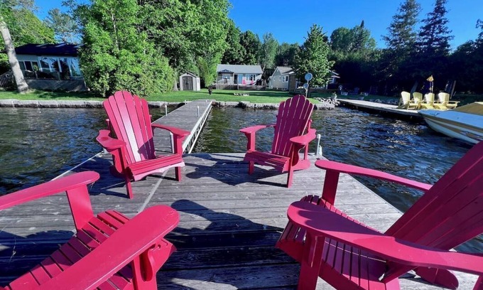 Buckhorn Cottage | Buckhorn Lakeside Cottage