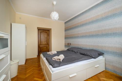 Krisztinavaros Apartment | Buda Breeze 1BDR w AC by NW