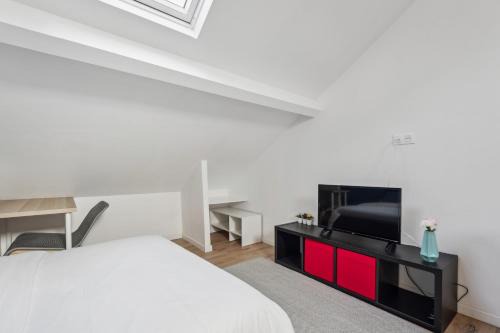 Charleville-Mezieres Apartment | Budget appart avec parking au centre-ville