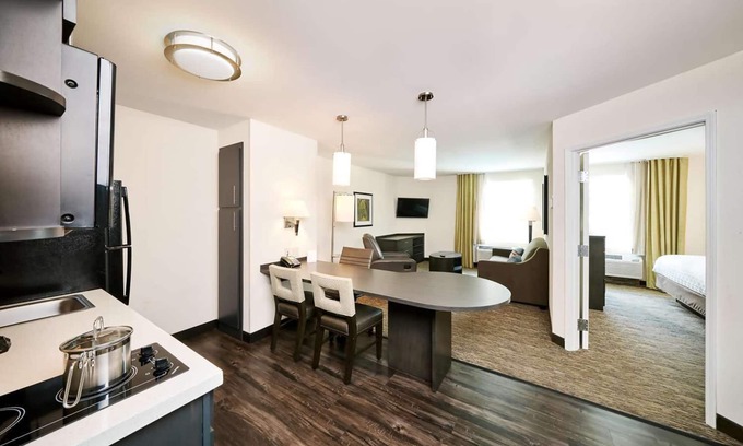 Morris Plains Hotel | Budget Friendly Option: 3 1BR Suites w/Full Kitchen Ideal for Visiting NYC