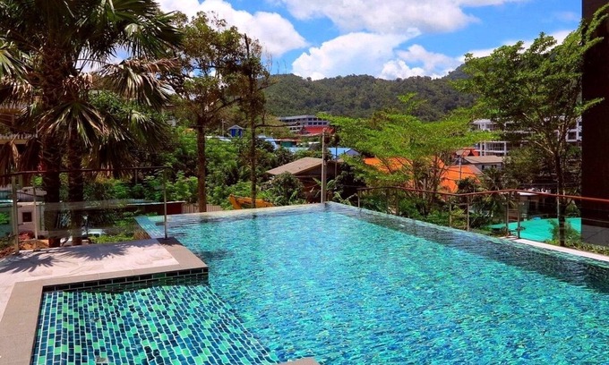 Patong Apartment | Budget friendly studio at Emerald Terrace