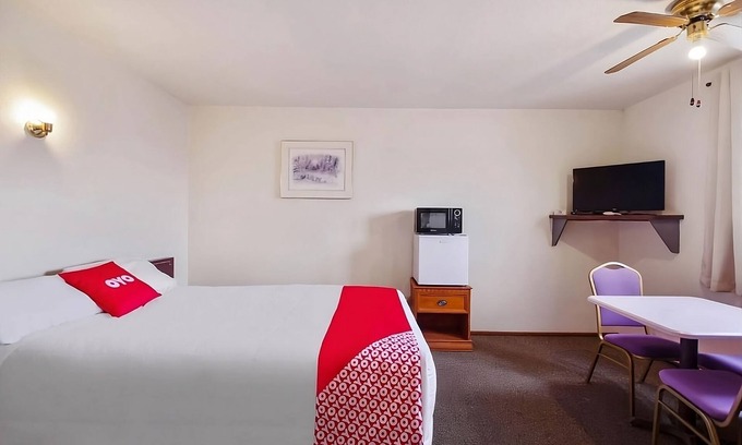Cheyenne Wells House | Budget-friendly Find! With Free Onsite Parking, Pet-friendly Property!