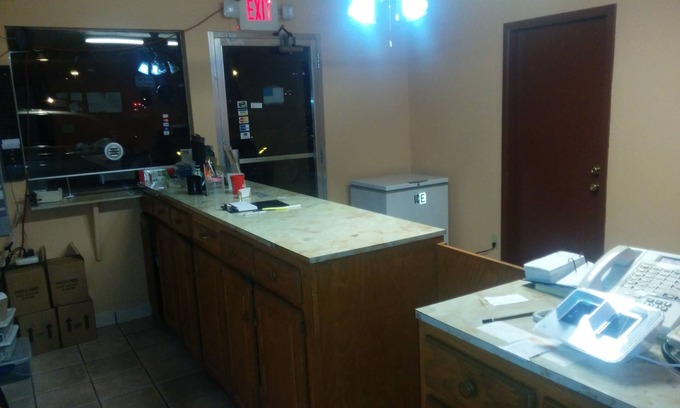 Gainesville Hotel | Budget Host Motel Gainesville