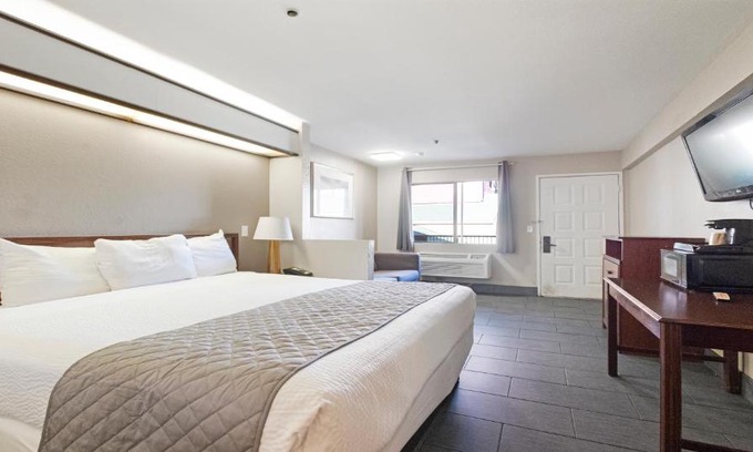 Stockton Hotel | Budget Inn and Suites Stockton Yosemite
