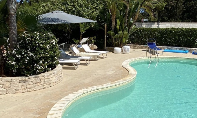 Torre Chianca Villa | Buen Retiro - Villa with pool and jacuzzi 400 m from the sea