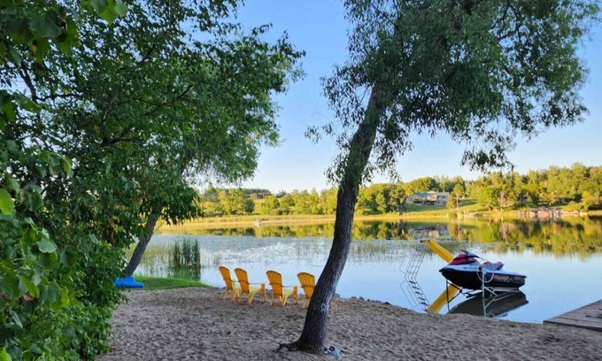 Richwood Cabin | Buffalo Lake Cabin I Private Beach l Detroit Lakes l Pet Friendly