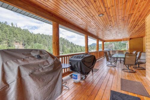 Deadwood House | Buffalo Thunder Lodge