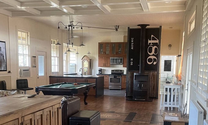 Durango - Purgatory House | BUILT FOR FUN! Real Train Depot of Oscar-winning Film with AMAZING VIEWS (North)